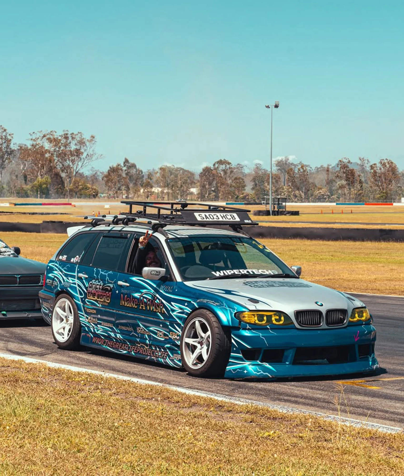 Limited Edition Andy Howard “Drift Across The World” Supporters Pack - Image 4